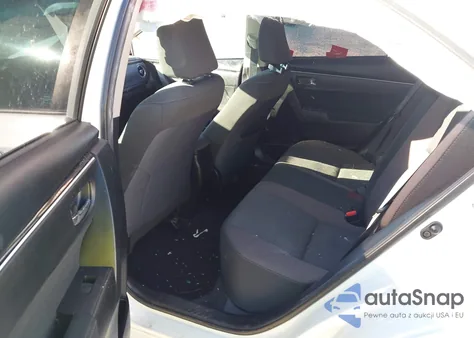 2018 Toyota Corolla Le z USA, uszkodzony, nr VIN 5YFBURHE6JP759194